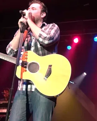 Chris Young Cherokee