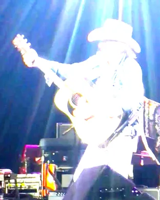 Dwight Yoakam
