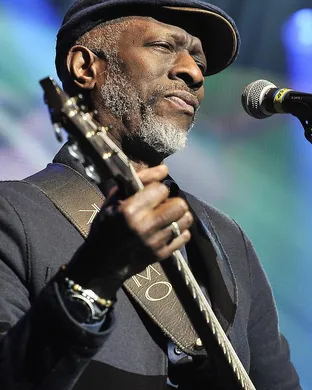 Keb Mo Greenville